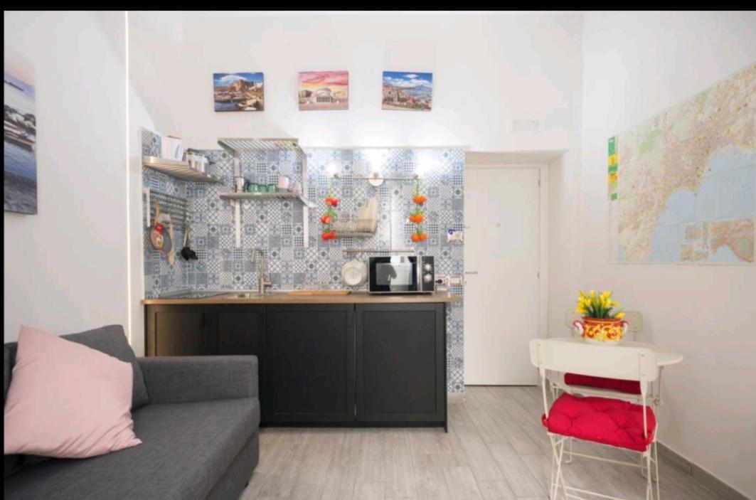 Ferienwohnung A Casa Di Sergio Neapel Exterior foto